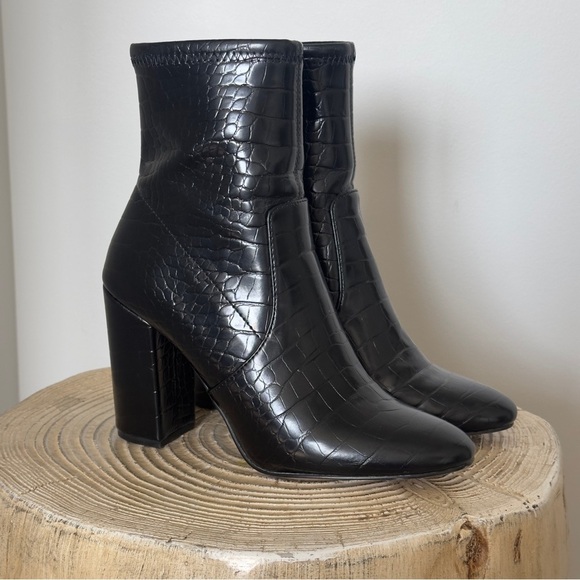 Aldo Black Chunky Heel Croc-Textured Heeled Women's Boots 7.5 - Picture 2 of 9
